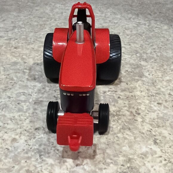 Diecast Tractor Supply Co. (TSC) Pulling Tractor. 1:64. Loose. Ertl. - Picture 4 of 5